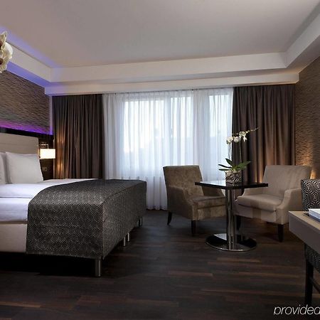 Hotel Palace Berlin Szoba fotó A room at the hotel