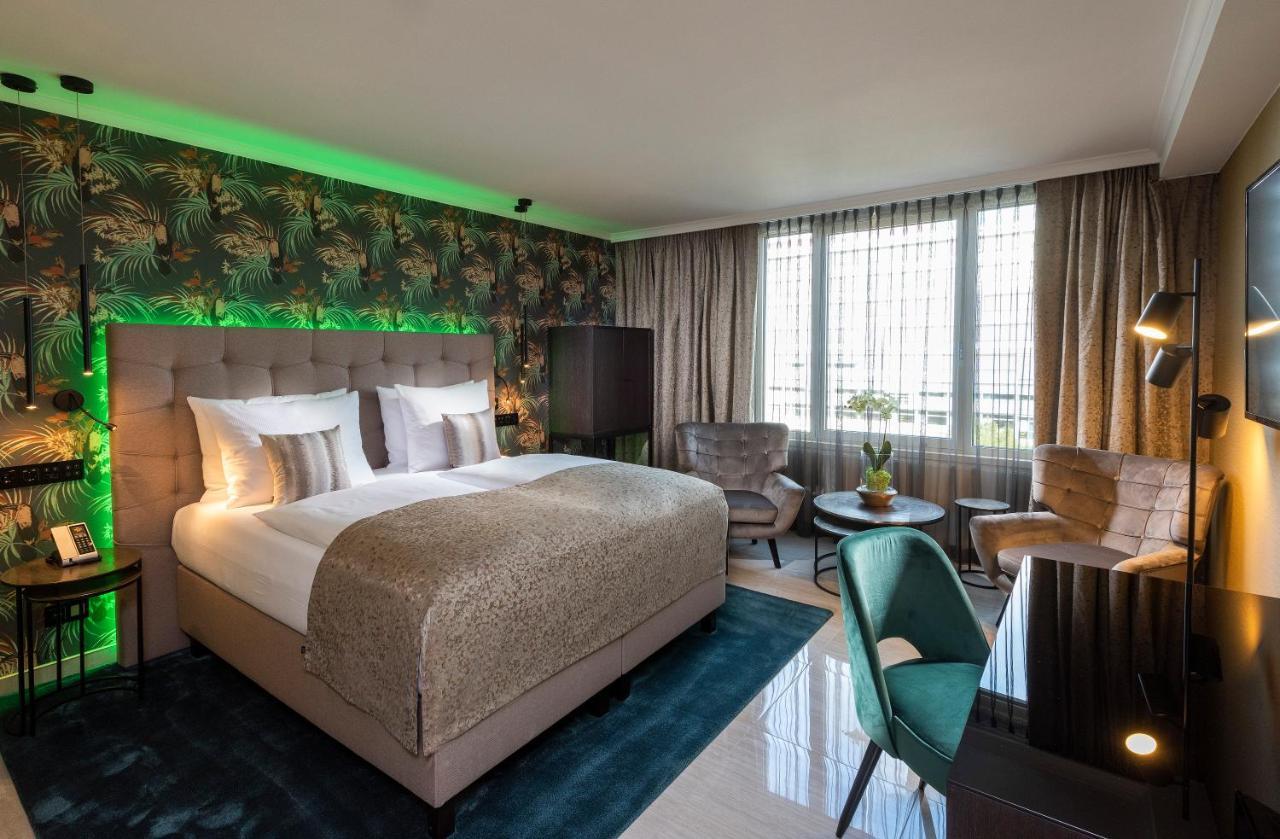 Hotel Palace Berlin Kültér fotó Deluxe room