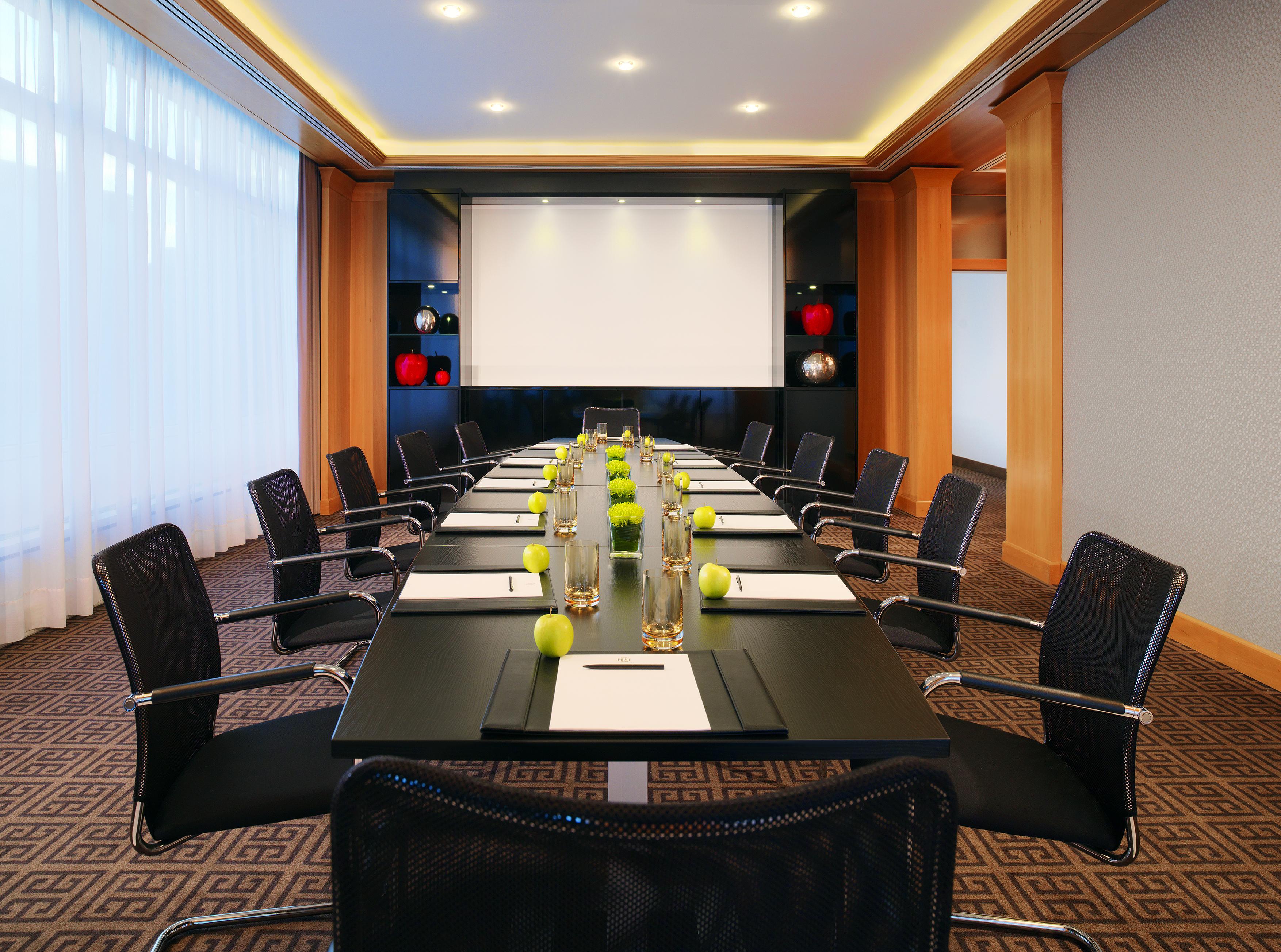 Hotel Palace Berlin Kültér fotó Meeting room